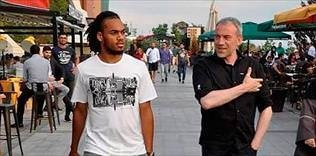 Denayer kurban kesti