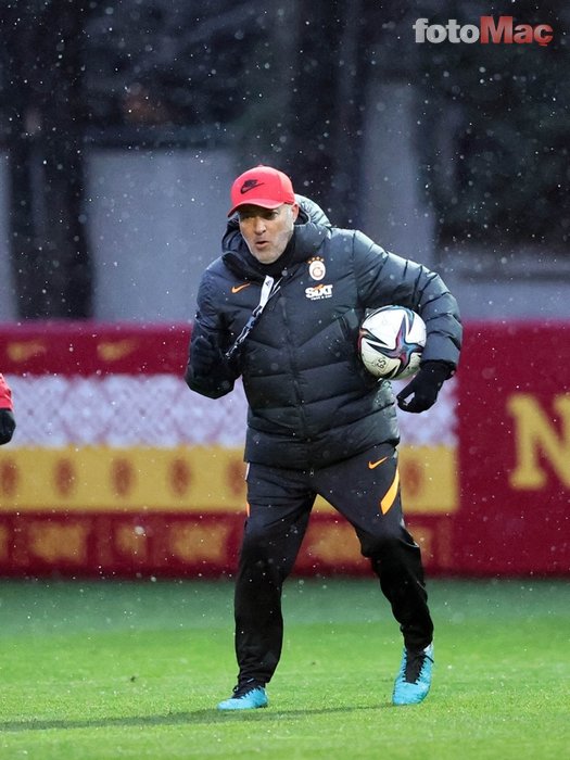 SPOR HABERİ - Sürpriz isim! İşte Galatasaray teknik direktörü Domenec Torrent'in yardımcı ekibi (GS haberi)