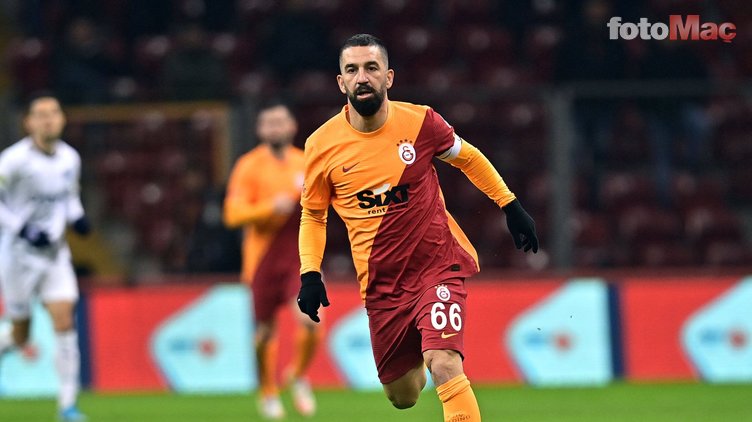 Galatasaray'da bir devir resmen kapandı! Arda Turan ile 8 futbolcu...