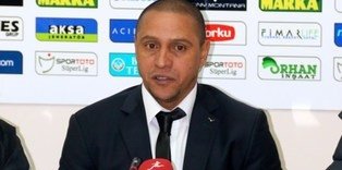 Roberto Carlos resigns as coach of Turkey's Sivasspor