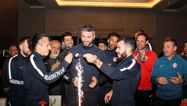 Antalyaspor'da sürpriz doğum günü