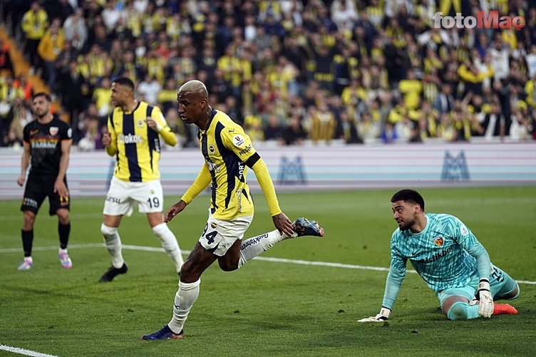 FENERBAHÇE HABERİ - Usta yazardan sert eleştiri: "Mourinho istifa mektubunu imzalamalı!"