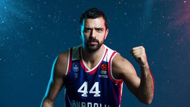 Anadolu Efes'ten Krunoslav Simon'a "Eline Sağlık Malatyalı" mesajı