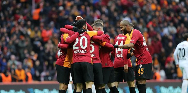 Galatasaray 2 1 Denizlispor Mac Sonucu Son Dakika Galatasaray Haberleri Fotomac