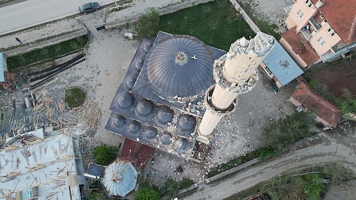 tokatta-okullar-tatil-mi-son-dakika-valilik-duyurdu-19-nisan-cuma-tokatta-okul-var-mi-1713499639708.jpeg