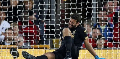Alisson'dan Liverpool'a kötü haber
