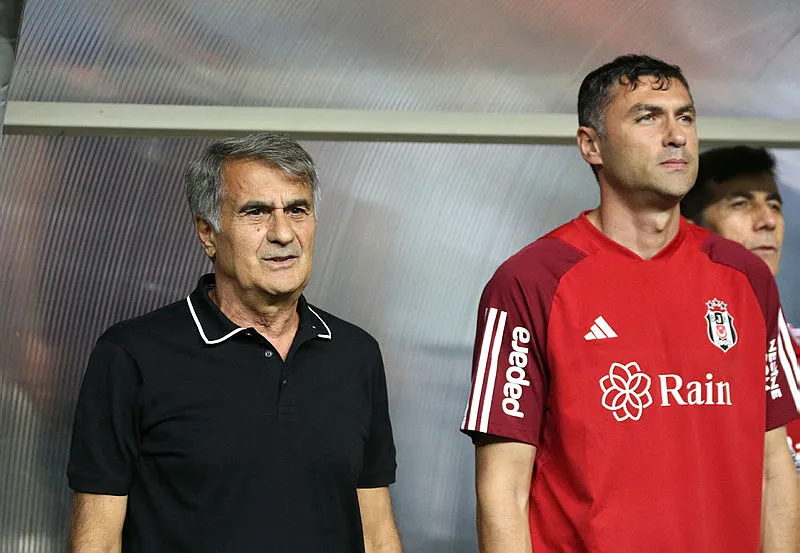 Beşiktaş'ta Şenol Güneş'ten sonra Burak Yılmaz da görevini bırakabilir - 1