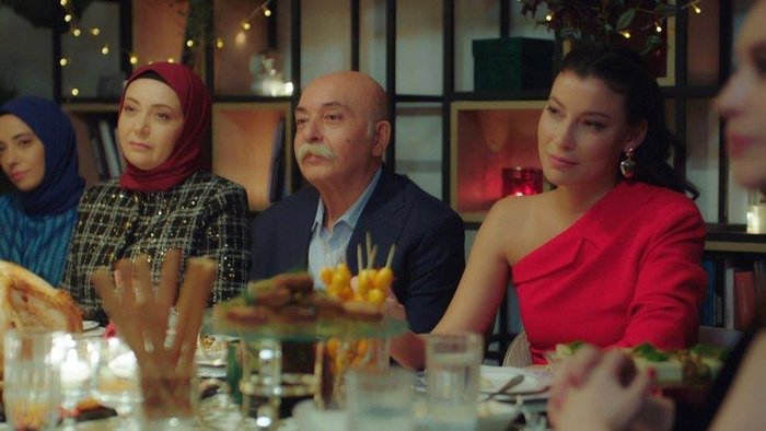 Kızılcık Şerbeti 10. bölüm İZLE ? Show TV Kızılcık Şerbeti 10. yeni ...