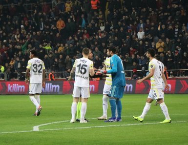 İşte Fenerbahçe’nin isyan ettiği hakem hataları!