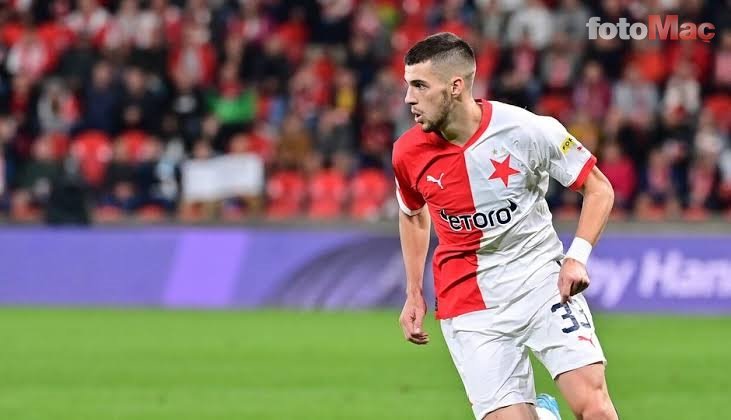 FENERBAHÇE TRANSFER HABERİ: Jorge Jesus'un sol bek ısrarı! 2 sürpriz aday listede