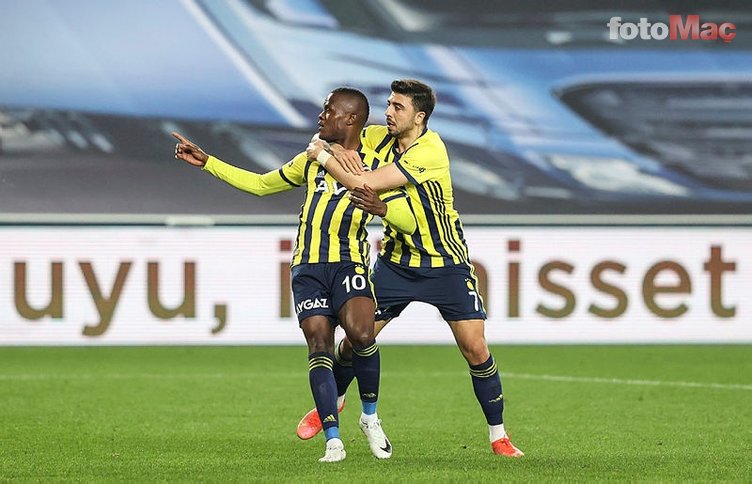 Son dakika spor haberi: Fenerbahçe'de Nabil Dirar takımdan ayrılmamak için diretiyor (FB spor haberi)