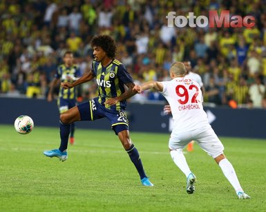 Fenerbahçe’de Luiz Gustavo sosyal medyayı yıktı!
