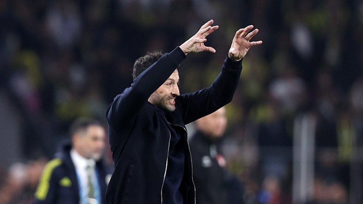 Fenerbahçe'de ayrılıklar peş peşe gelecek! İşte o isimler...