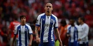 Stopere Maicon ısrarı