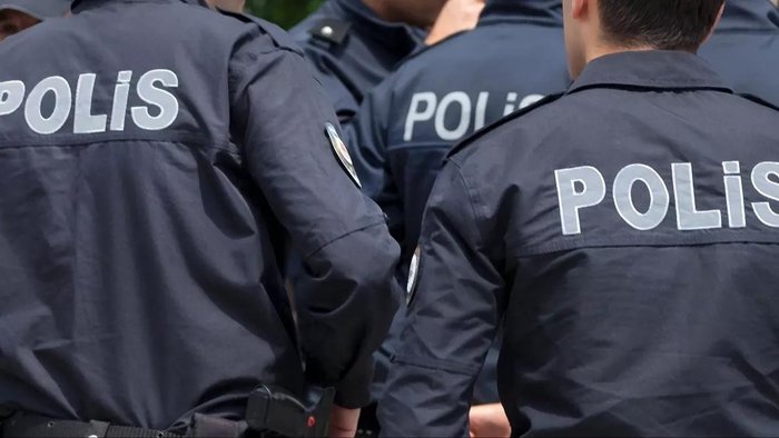 polis-haftasi-mesajlari-polis-arkadasa-ese-sevgiliye-babaya-kutlama-mesaji-polis-haftasi-mesajlari-facebook-wh-1681125625631.jpeg