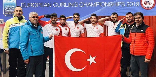 Curling Federasyonu'na 'asker selamı' soruşturması