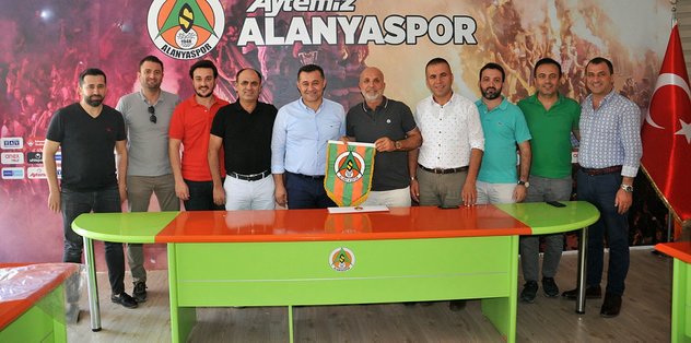 "Alanyaspor ve Alanya için teleferikten 1 TL pay mutlaka gelecek."