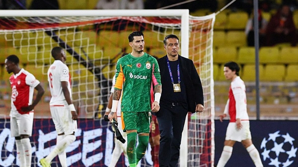 Galatasaray'da Uğurcan Çakır maça devam edemedi!