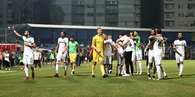 Denizlisporlu futbolculardan "alacak" protestosu