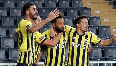 Fenerbahçe’nin Başakşehir karşısında attığı dört golün ikisi savunmacılardan