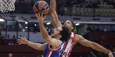 Efes pireyi ezdi