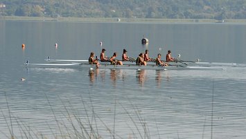 Yıldızlar zirveyi kaptırmadı