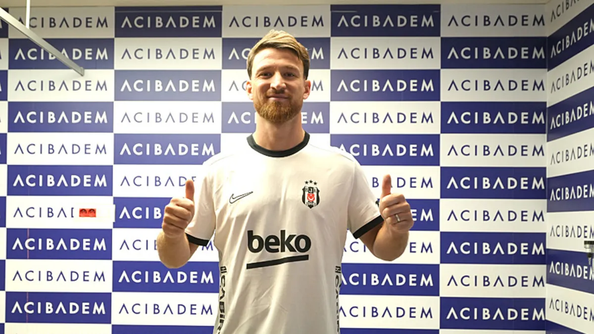Beşiktaş’ta yeni transfer Salih Özcan sağlık kontrolünden geçti