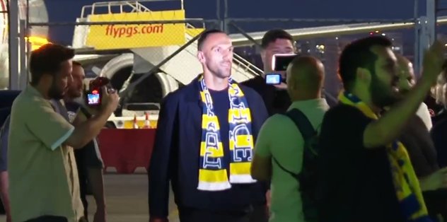 Vedat Muriqi, Fenerbahçe için İstanbul'da!