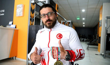 Dünya Bilek Güreşi Şampiyonası'na Türkiye damgası! Üç altın madalya...