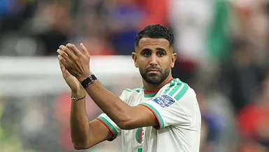Mahrez emekli oldu