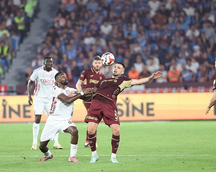 samsunspor-trabzonspor-maci-izle-ne-zaman-saat-kacta-hangi-kanalda-1770441460974.jpeg Samsunspor-Trabzonspor maçı detayları!