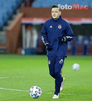 Son dakika spor haberleri: Fenerbahçeli Mesut Özil’den Erol Bulut’a olay tepki!