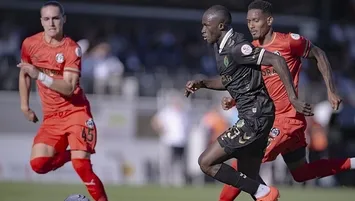 Alagöz Iğdır FK, Manisa FK'yı 4 golle geçti!