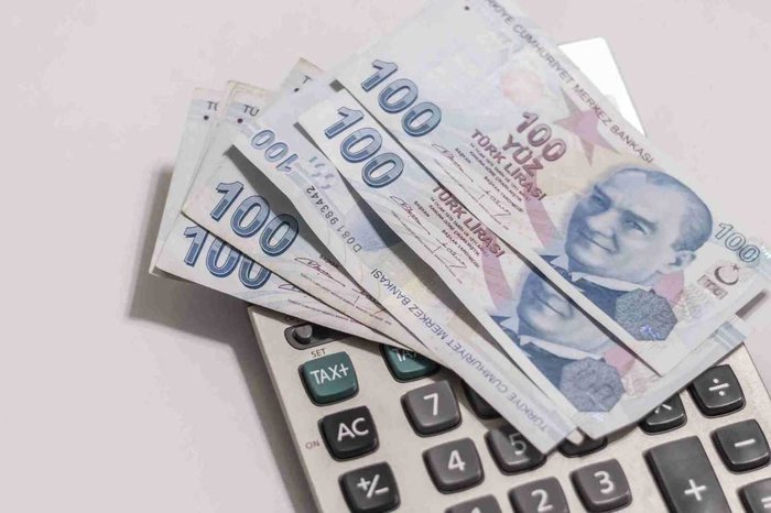 kidem-tazmitani-tavani-ne-kadar-oldu-2023-kidem-tazminatina-zam-geldi-mine-kadar-kac-tl-oldu-temmuz-2023-ara-z-1688893408113.jpg