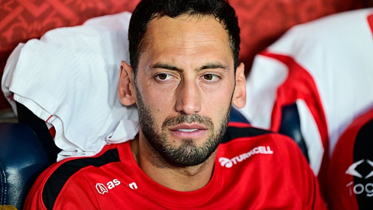 Fenerbahçe'ye Hakan Çalhanoğlu şoku! Aziz Yıldırım...