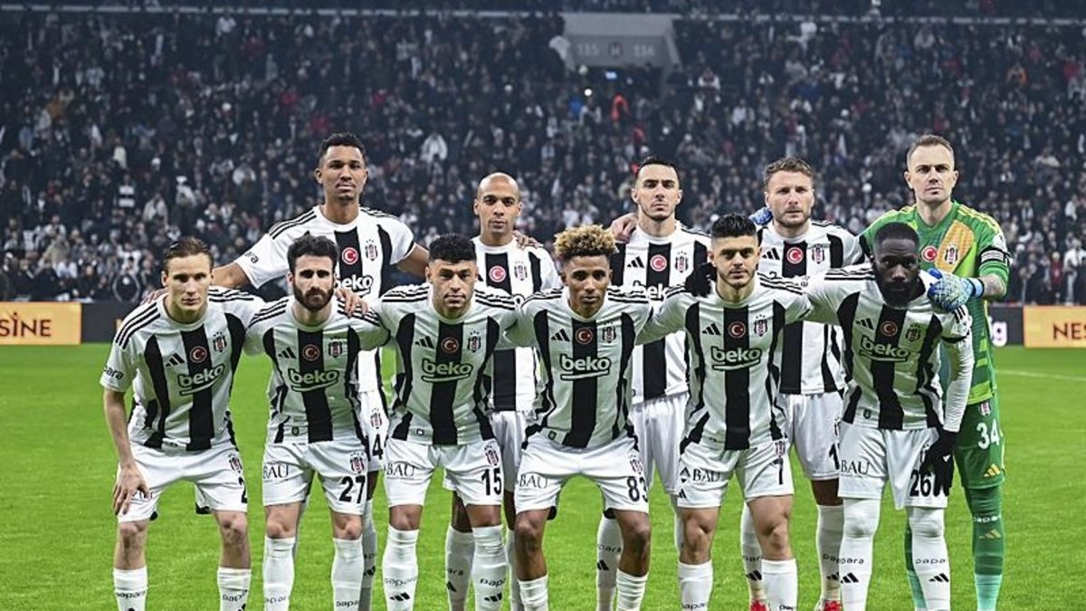 Beşiktaş'ta ilk ayrılık kesinleşti! Sezon sonunda gidiyor Beşiktaş'ta ilk ayrılık kesinleşti! Sezon sonunda gidiyor