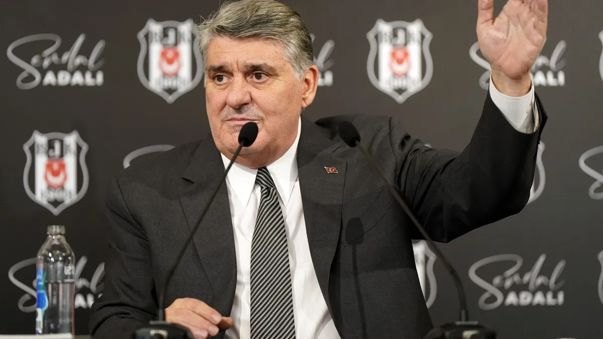 Beşiktaş Başkanı Serdal Adalı görüşme için TFF binasına geldi