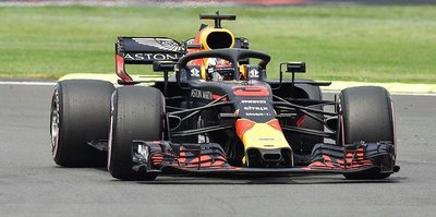 Meksika'da pole pozisyonu Daniel Ricciardo'nun