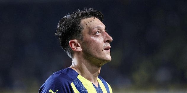 Fenerbahce Transfer Haberleri Bomba Iddia Mesut Ozil Premier Lig E Mi Donuyor Fotomac
