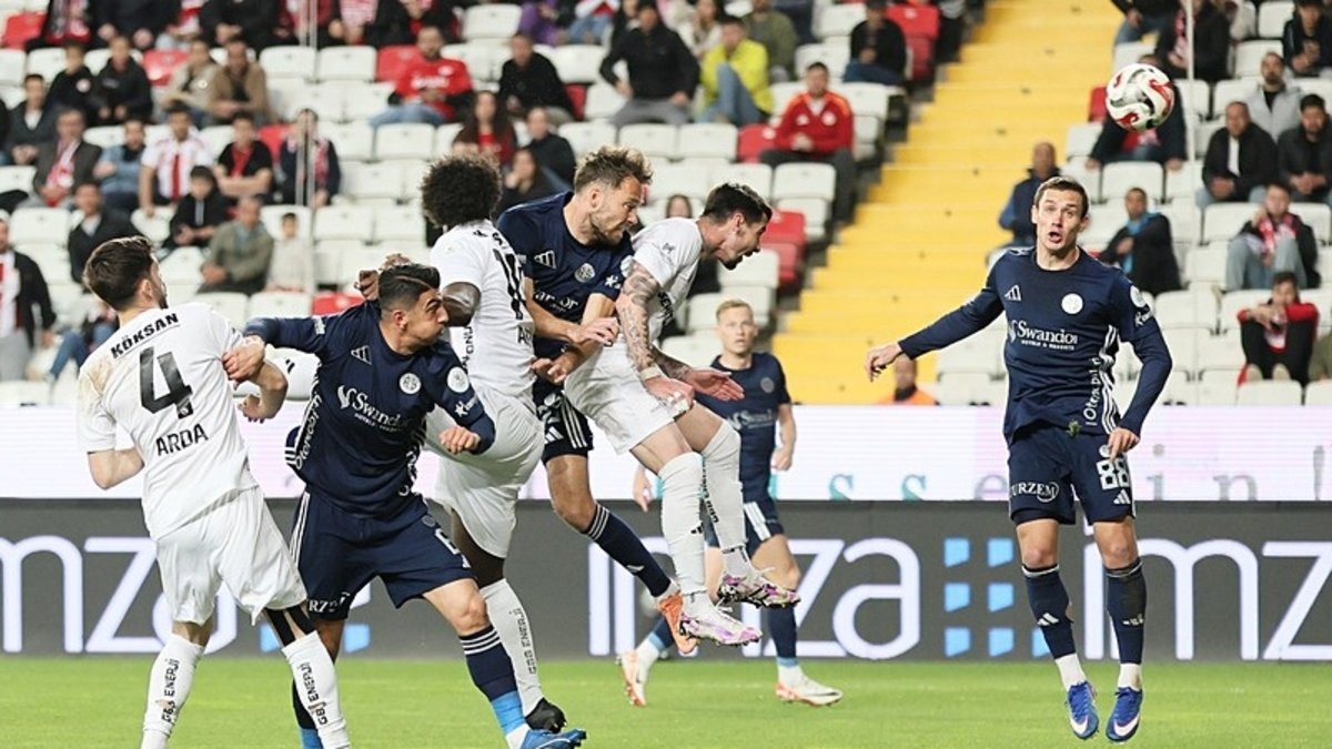 Gaziantep FK ikinci yarıda açıldı