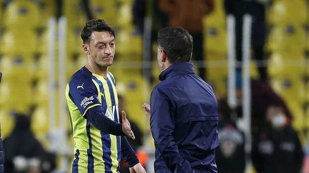 Vitor Pereira'dan Mesut Özil hamlesi! 1.5 saat özel olarak görüştü
