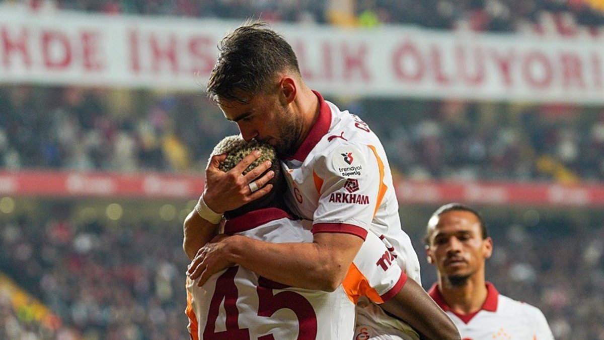 GALATASARAY HABERLERİ - Yunus Akgün'den sakatlık açıklaması!