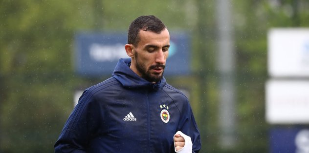 Fenerbahçe'de Mehmet Topal'ın yerine Hırvat yıldız!