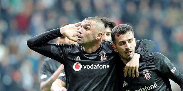 Kral yine yaptı şovunu