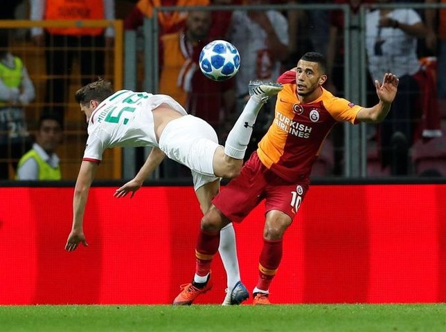 Galatasaray taraftarı çıldırdı: Defol git Belhanda