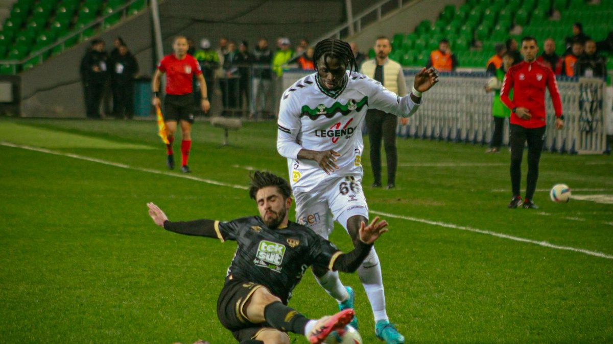 Sakaryaspor 2-2 Teksüt Bandırmaspor (MAÇ SONUCU ÖZET) | Trendyol 1. Lig Sakaryaspor 2-2 Teksüt Bandırmaspor (MAÇ SONUCU ÖZET) | Trendyol 1. Lig