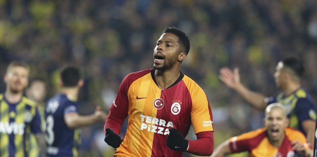 Ryan Donk Fenerbahce Derbisinde Rekor Kirdi Son Dakika Galatasaray Haberleri Fotomac