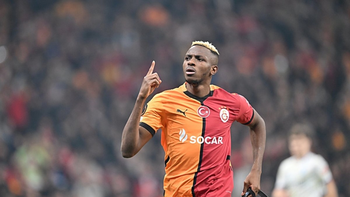 Galatasaray'da Victor Osimhen'den Napoli'ye transferde büyük rest! Galatasaray'da Victor Osimhen'den Napoli'ye transferde büyük rest!