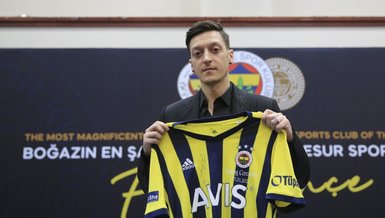 Türkiye - Galler maçı öncesi Mesut Özil'den ay yıldızlılara destek