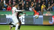 Kırmızı tartışması